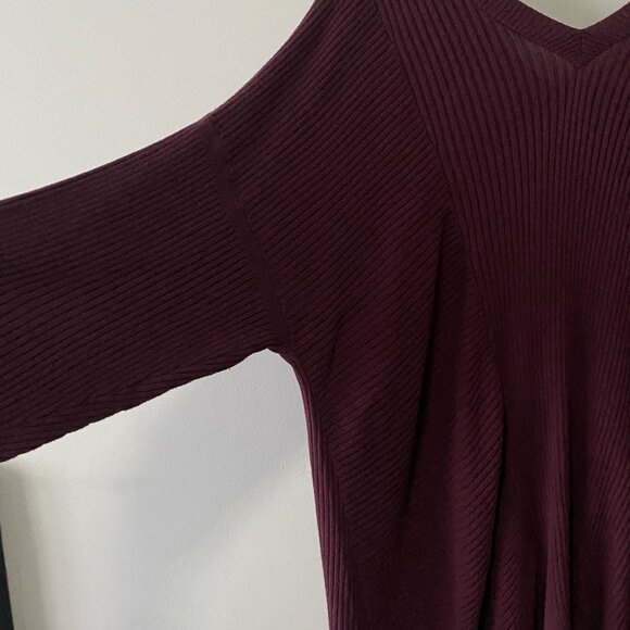 DG2 Diane Gilman Burgundy Cotton Blend V-Neck Sweater - Picture 7 of 13